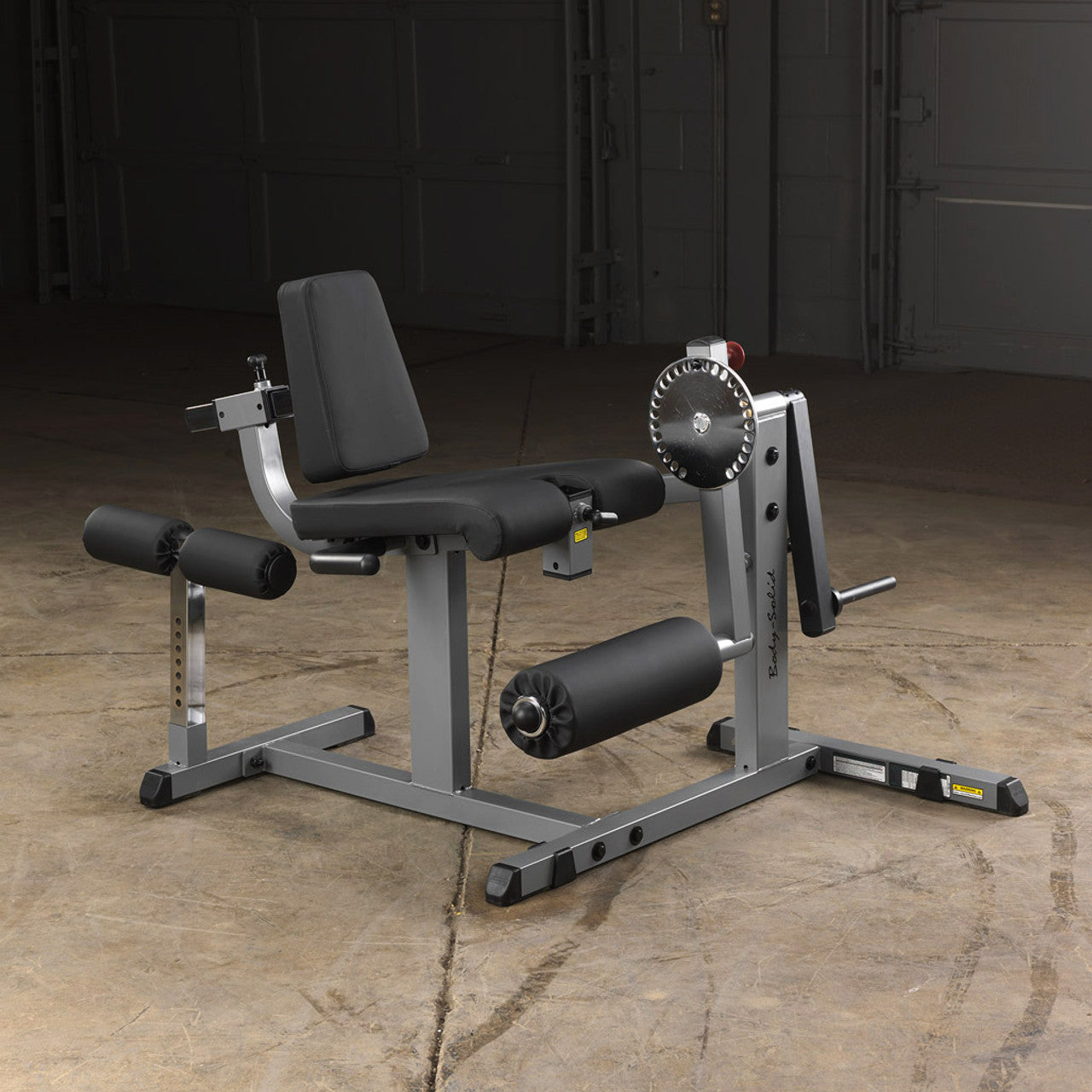 Leg Extension & Curl Machine - Body-Solid GCEC340(B) - Plate loaded