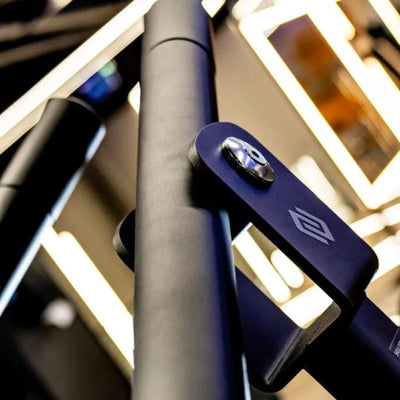 Machine de développé épaules - Evolve Fitness Ultra Series UL-30 à charge guidée