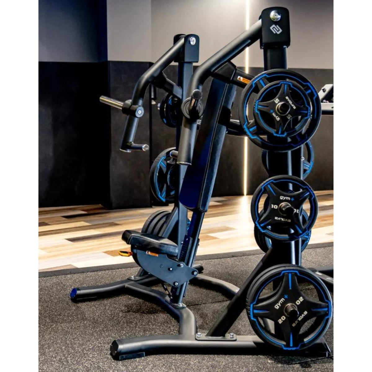 Développé couché incliné - Evolve Fitness Ultra Series UL-120 à charge guidée