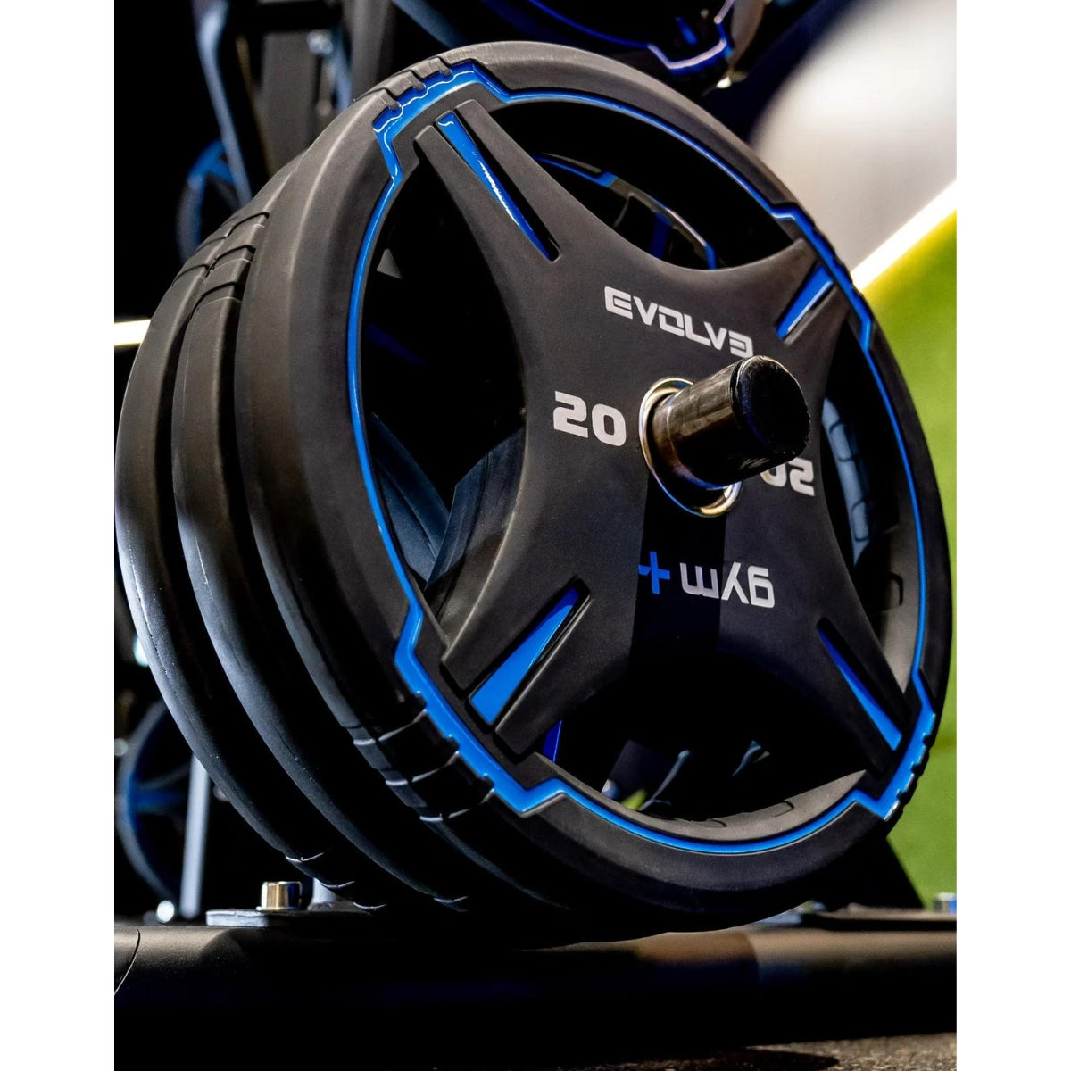 Développé couché incliné - Evolve Fitness Ultra Series UL-120 à charge guidée