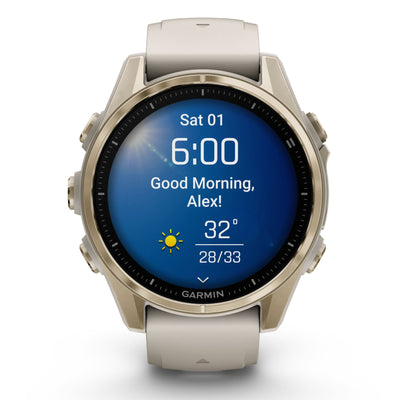 Garmin Fenix 8 Sapphire - 43 mm / AMOLED - Soft Gold avec bracelet en silicone gris brouillard/grès foncé - Montre multisport premium
