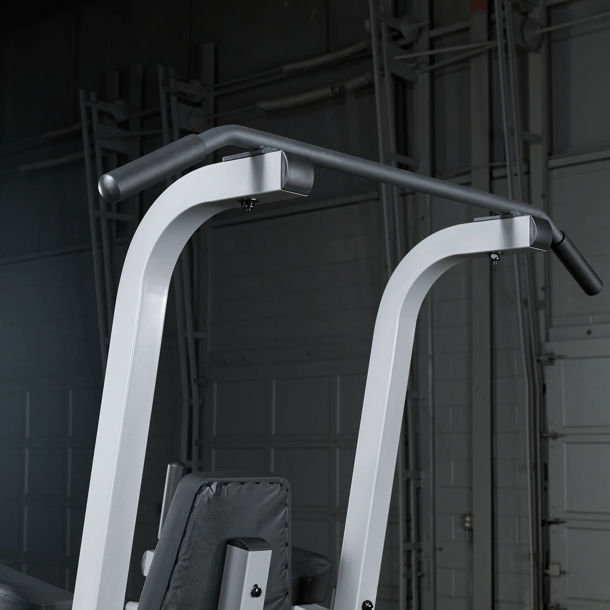 Dip / Knee Raise / Pull-Up Station - Body-Solid GVKR82B