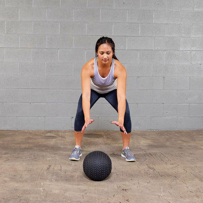 Balles de frappe Body-Solid Tools à bande de roulement de pneu BSTTT - 4,5 kg à 9,1 kg