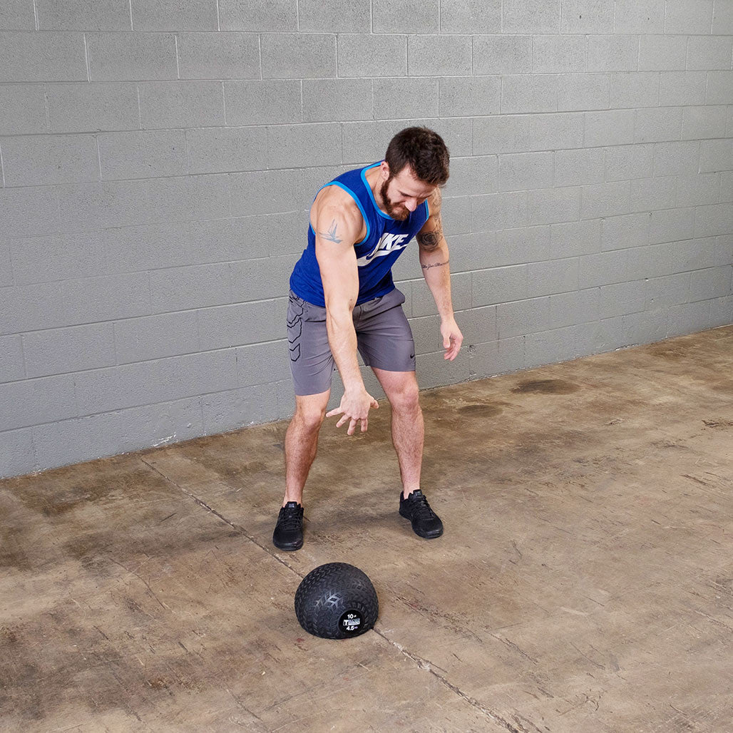 Balles de frappe Body-Solid Tools à bande de roulement de pneu BSTTT - 4,5 kg à 9,1 kg