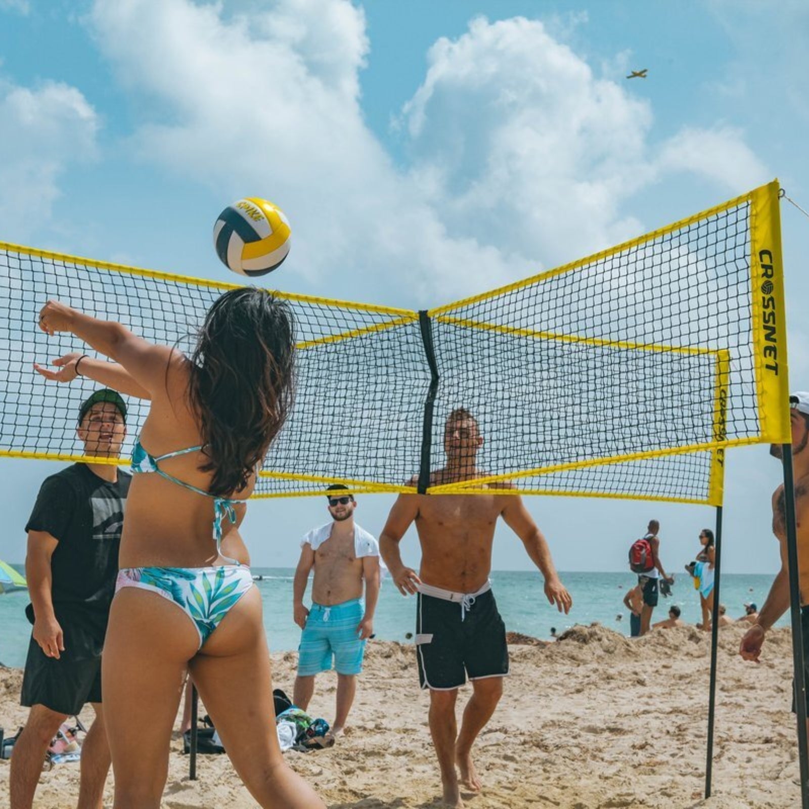 Filet transversal pour volley-ball/badminton avec 4 personnes - multifonctionnel - Crossnet