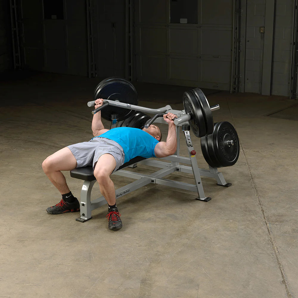 Bench Press - Pro Clubline LVBP - Plate loaded