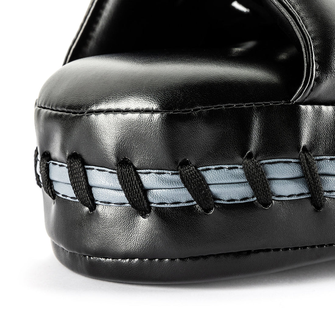 UFC Focus Pad (zonder kap) voor bokstraining - zwart - UHK-84116