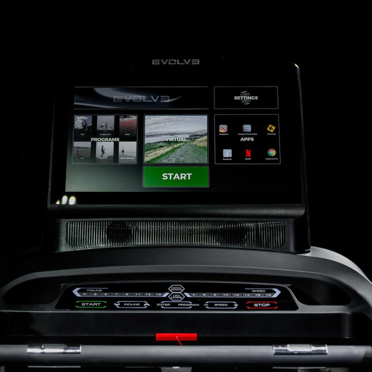 Tapis de course professionnel Evolve Fitness Ultra Series CT-UL-215 - Écran tactile