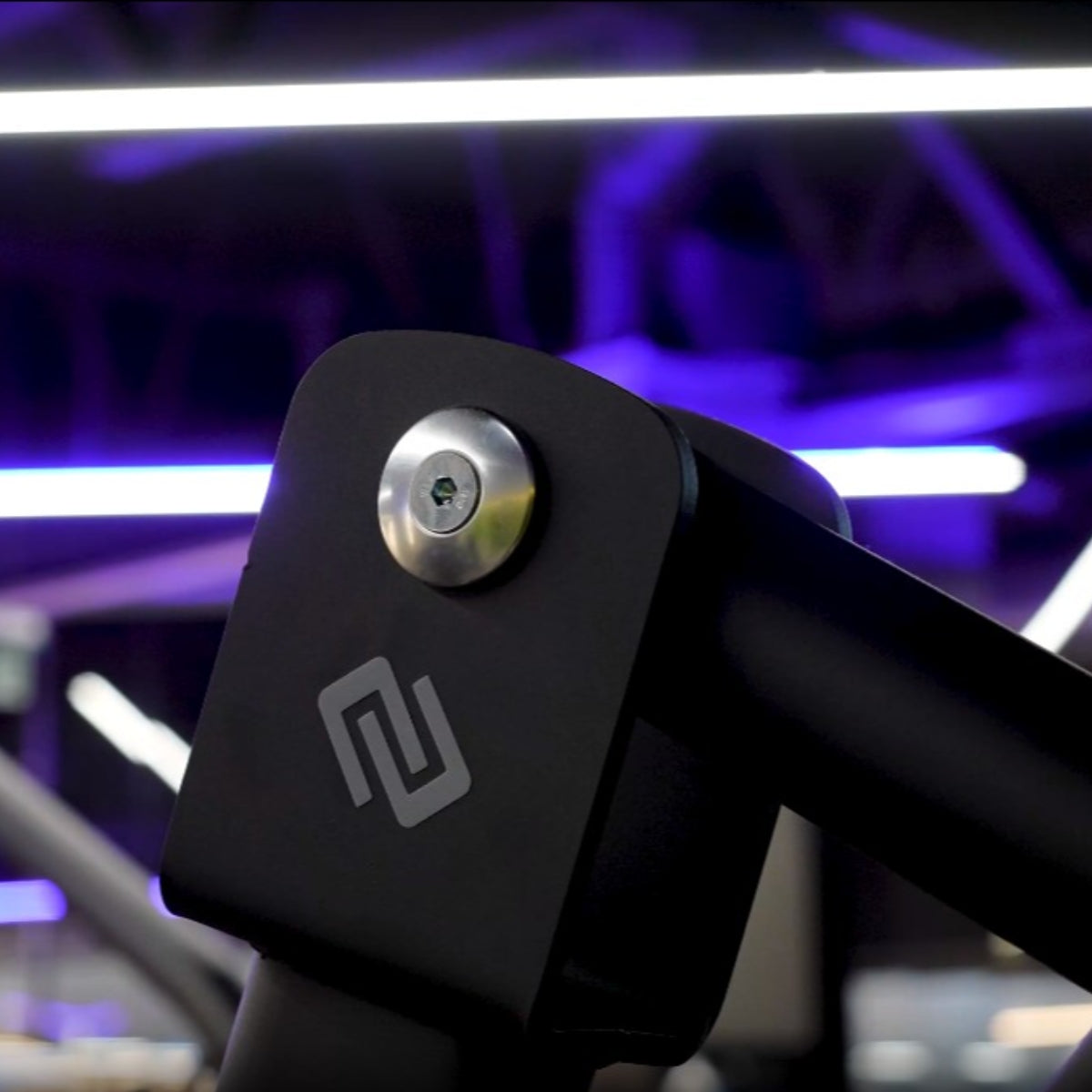 Decline Chest Press - Evolve Fitness Ultra Series UL-120 Plate Loaded