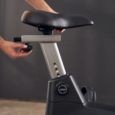 Hammer Maximum UB8000 professionele hometrainer met 10.1" touchscreen display