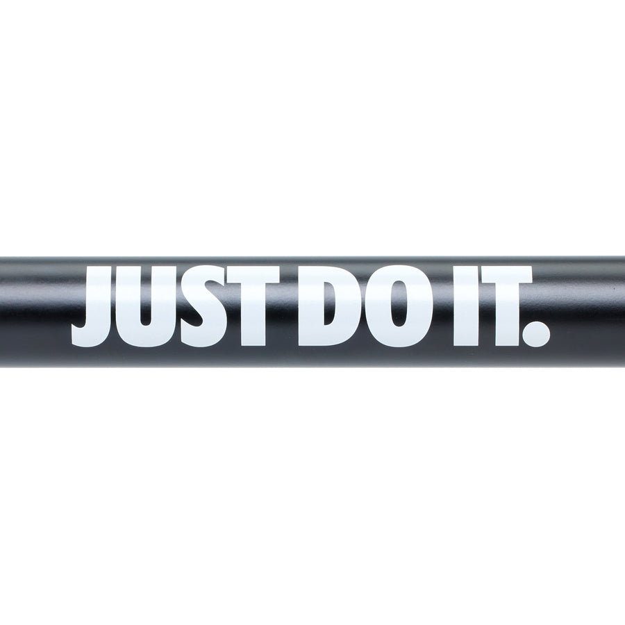 Nike Strength Coated Premium Barbell 15 kg "Just Do It" - Zwart - Cerakote coating