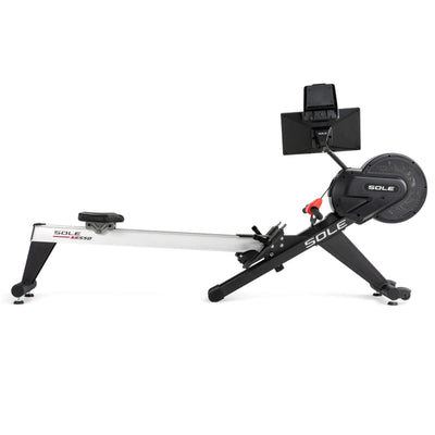 Sole Fitness SR550 roeitrainer met entertainment console