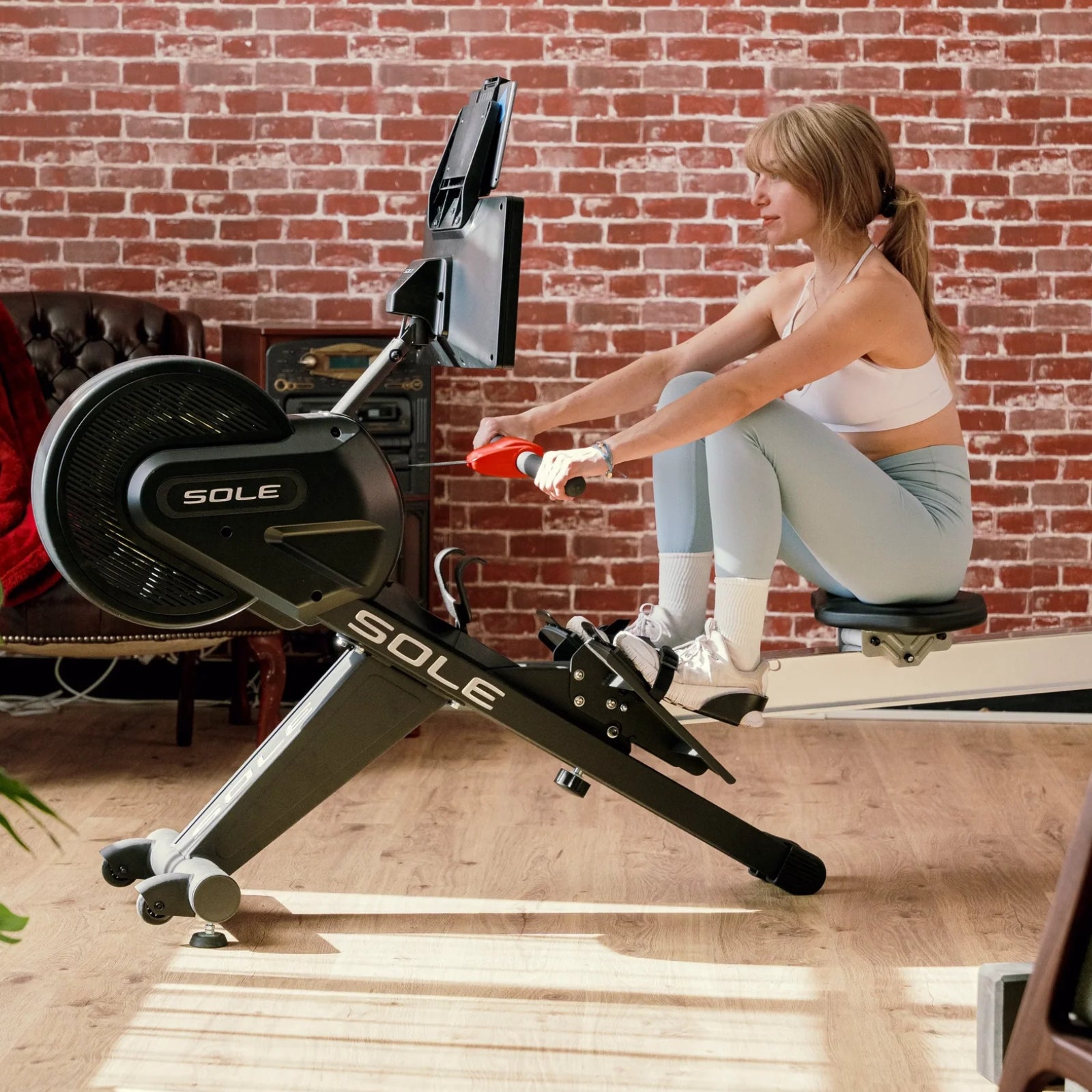 Rameur Sole Fitness SR550 avec console de divertissement