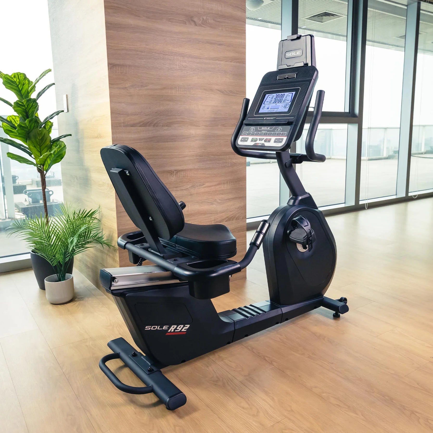 Sole Fitness R92 ligfiets hometrainer (nieuwste model)