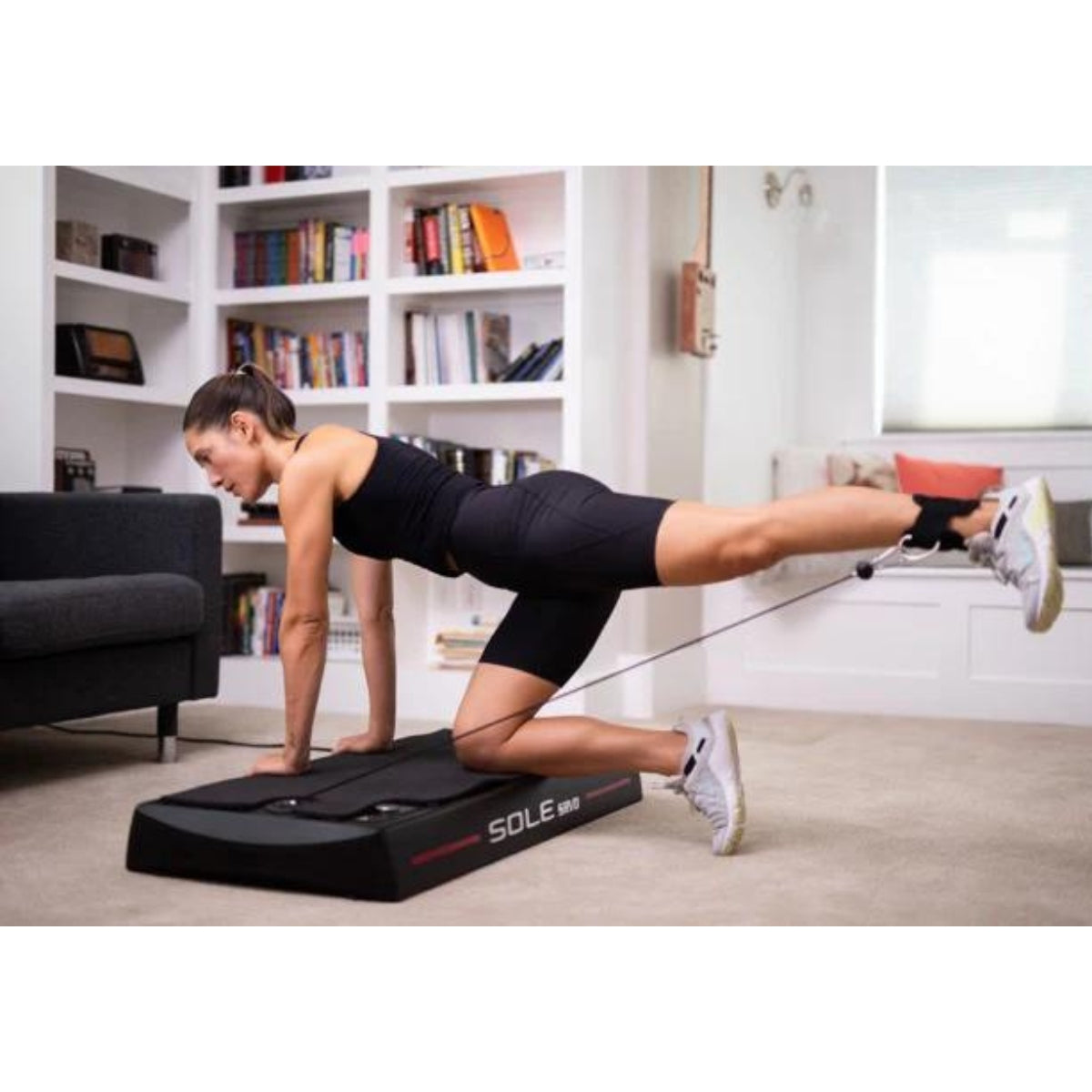 Sole Fitness SRVO Base - Intelligent krachttrainingsplatform voor thuistrainingen