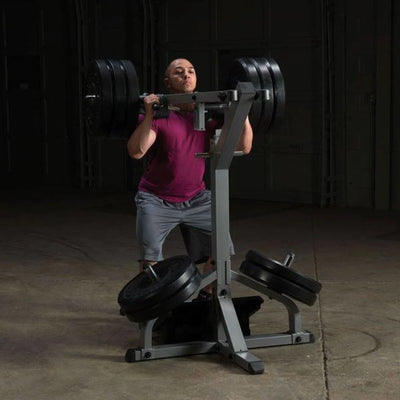 Squat & Calf Machine - Plate Loaded - Body-Solid GSCL360B zwart