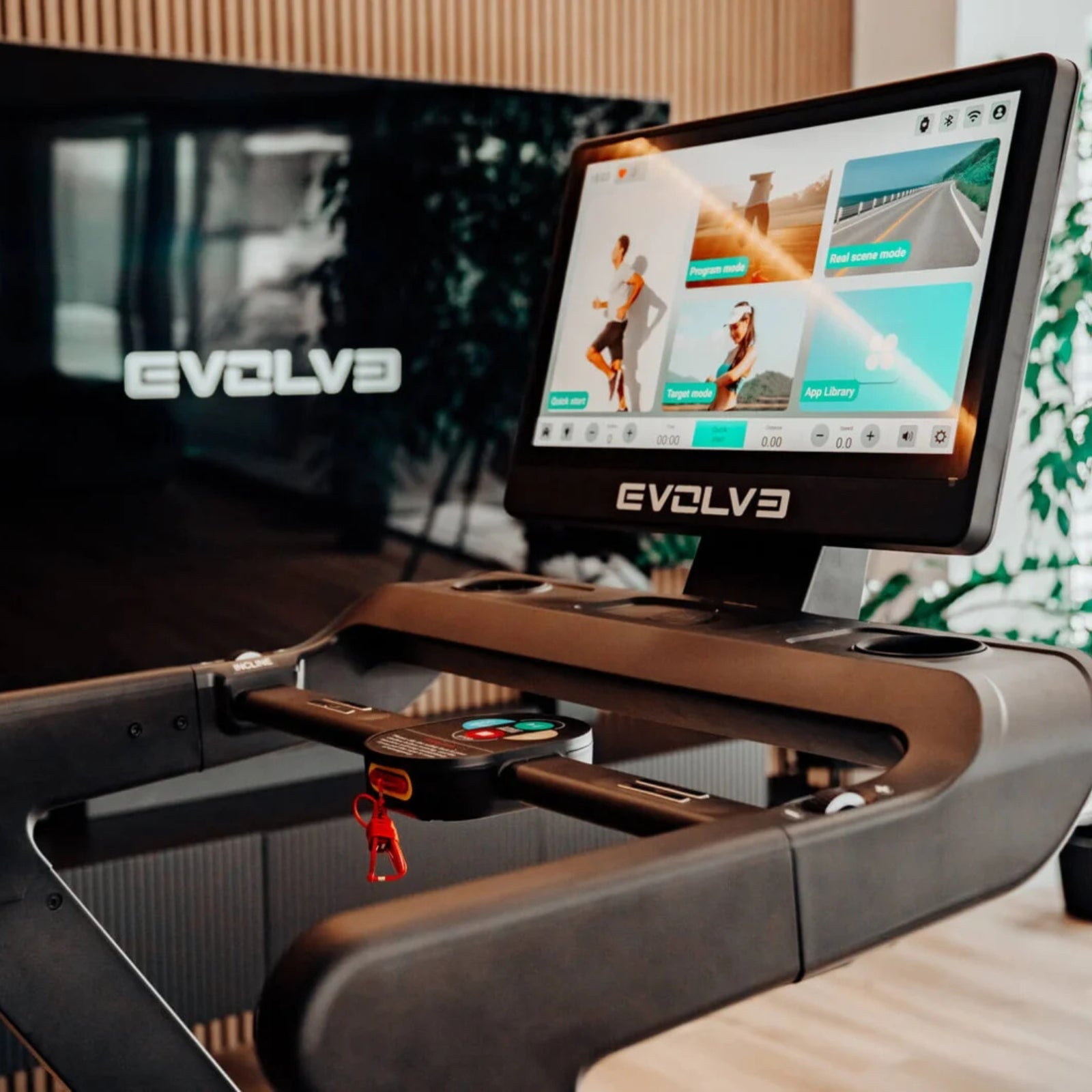 Evolve Fitness HT-300-TFT Laufband mit 23,8-Zoll-Touchscreen-Entertainment-Konsole – vollständig klappbar
