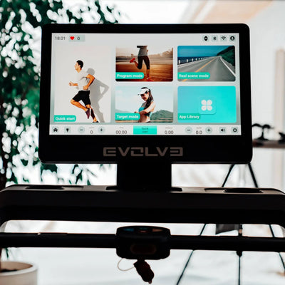 Evolve Fitness HT-300-TFT Laufband mit 23,8-Zoll-Touchscreen-Entertainment-Konsole – vollständig klappbar