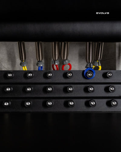 Tour de reformage Pilates en aluminium Black Edition - Gain de place et stockage vertical - Body &amp; Exercise Pilates BE03