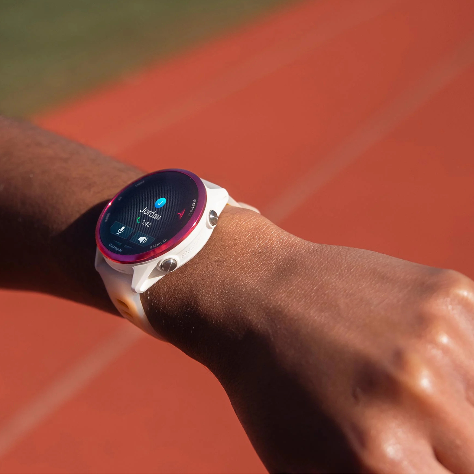 Garmin Forerunner 570 - 47mm - Premium hardloophorloge - Slate grey aluminium met transparante zwarte/zwarte band