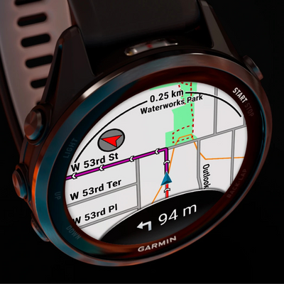 Garmin Forerunner 970 - 47mm - Premium hardloophorloge - Carbon grey dlc titanium met zwarte behuizing en zwarte/transparante whitestone band