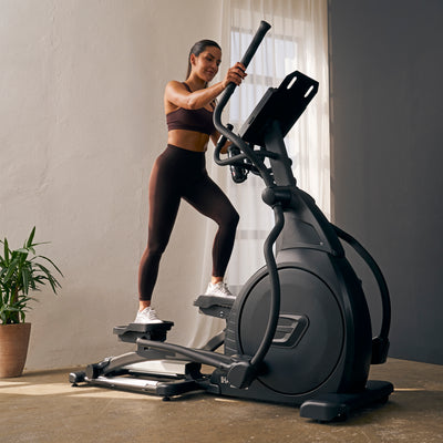 Hammer Maximum EL8000 professionele crosstrainer met 10.1" touchscreen display