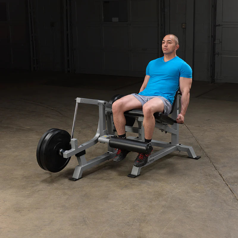 Leg Extension - Pro Clubline LVLE - Plate Loaded