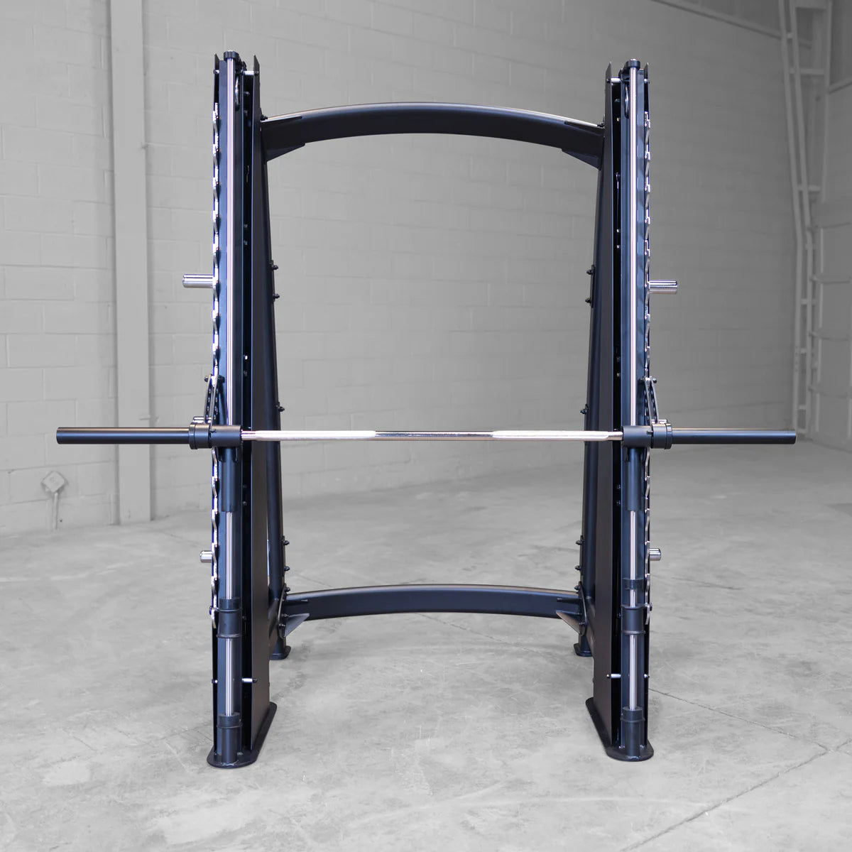 Smith Machine - Pro Clubline SCB1000B - Chargement de plaques