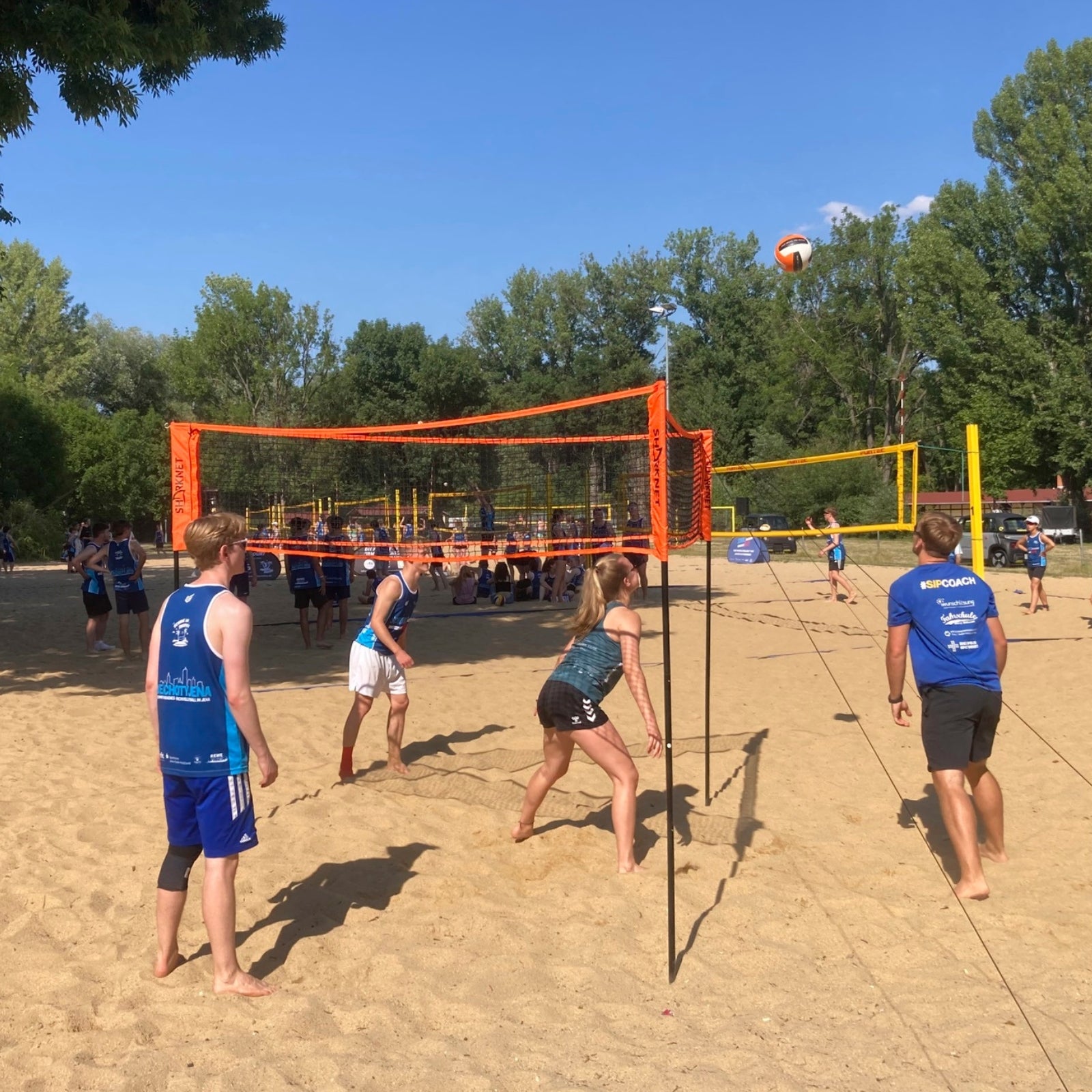 Filet triangulaire pour volley-ball/badminton - multifonctionnel - Sharknet