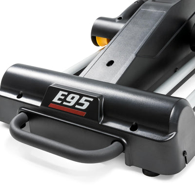 Sole Fitness E95 crosstrainer met entertainment scherm (nieuwste model)