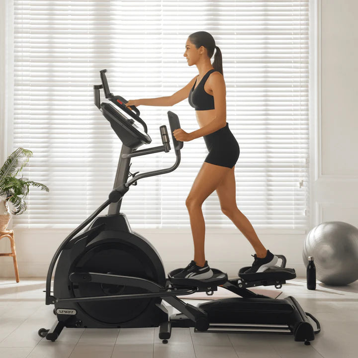 Spirit Fitness XE395 ENT crosstrainer met touchscreen (nieuwste versie)