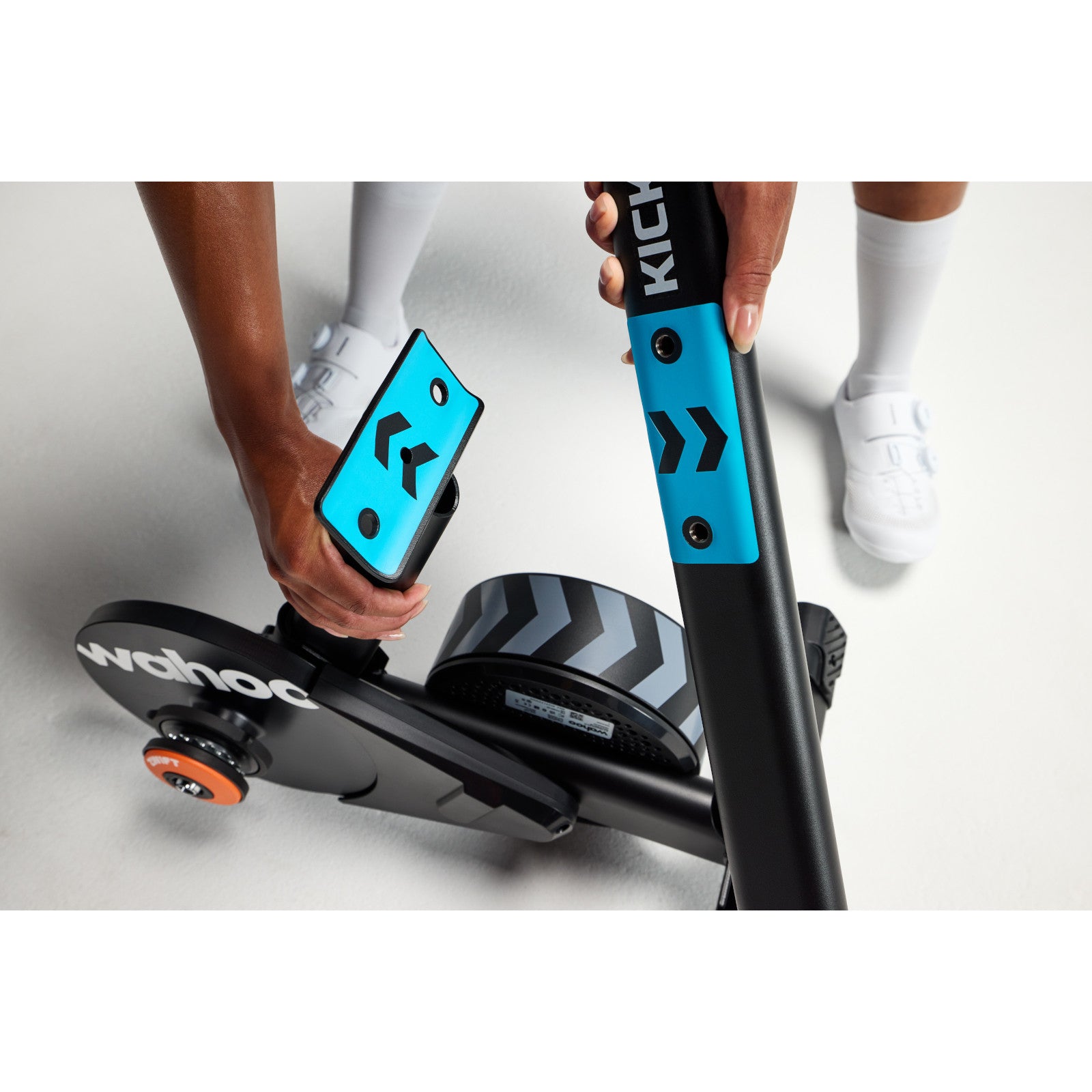 Wahoo Kickr Core 2 fietstrainer met Zwift Cog & Click